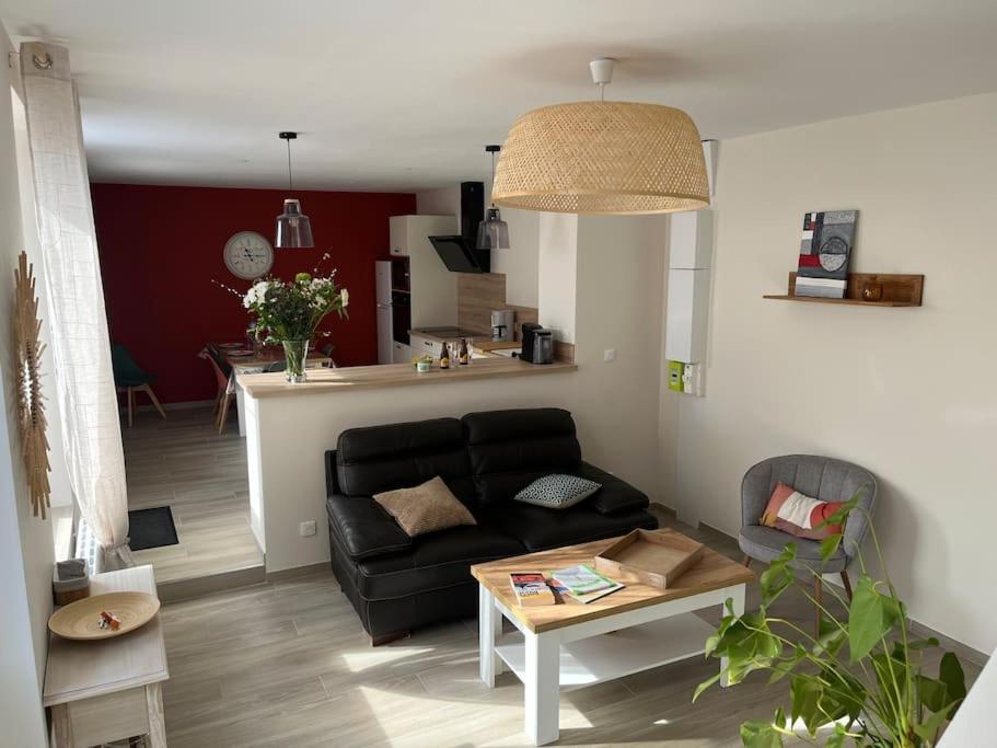 La Petite Maison Vermand Exterior photo